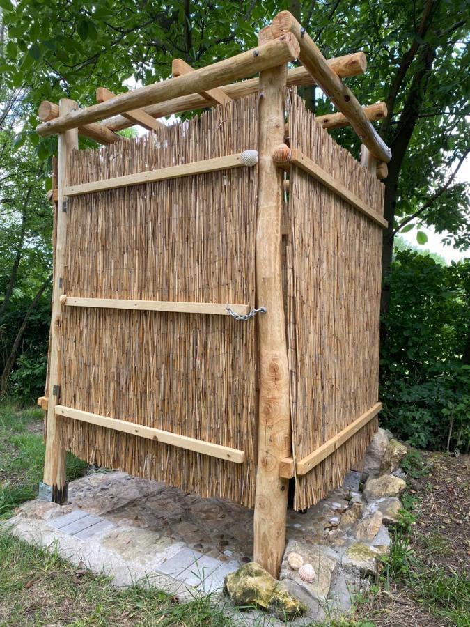 TrebivliceCozy Wood Hut On The Farm别墅 外观 照片